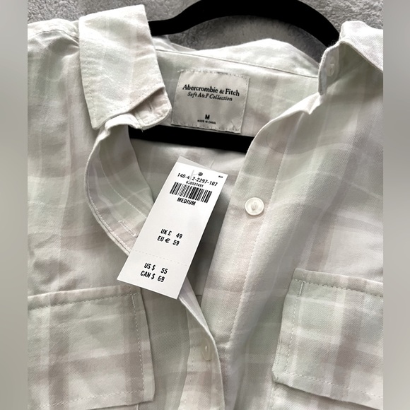Abercrombie & Fitch Cropped Flannel - Picture 4 of 5